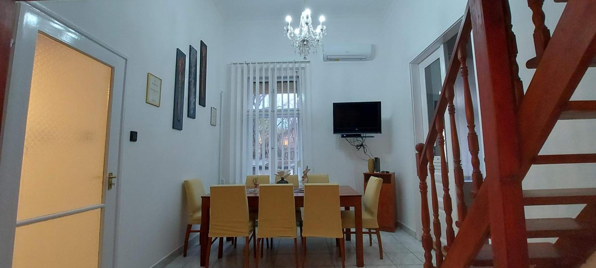 Civis Gold Apartman เดเบรตเซน ภายนอก รูปภาพ