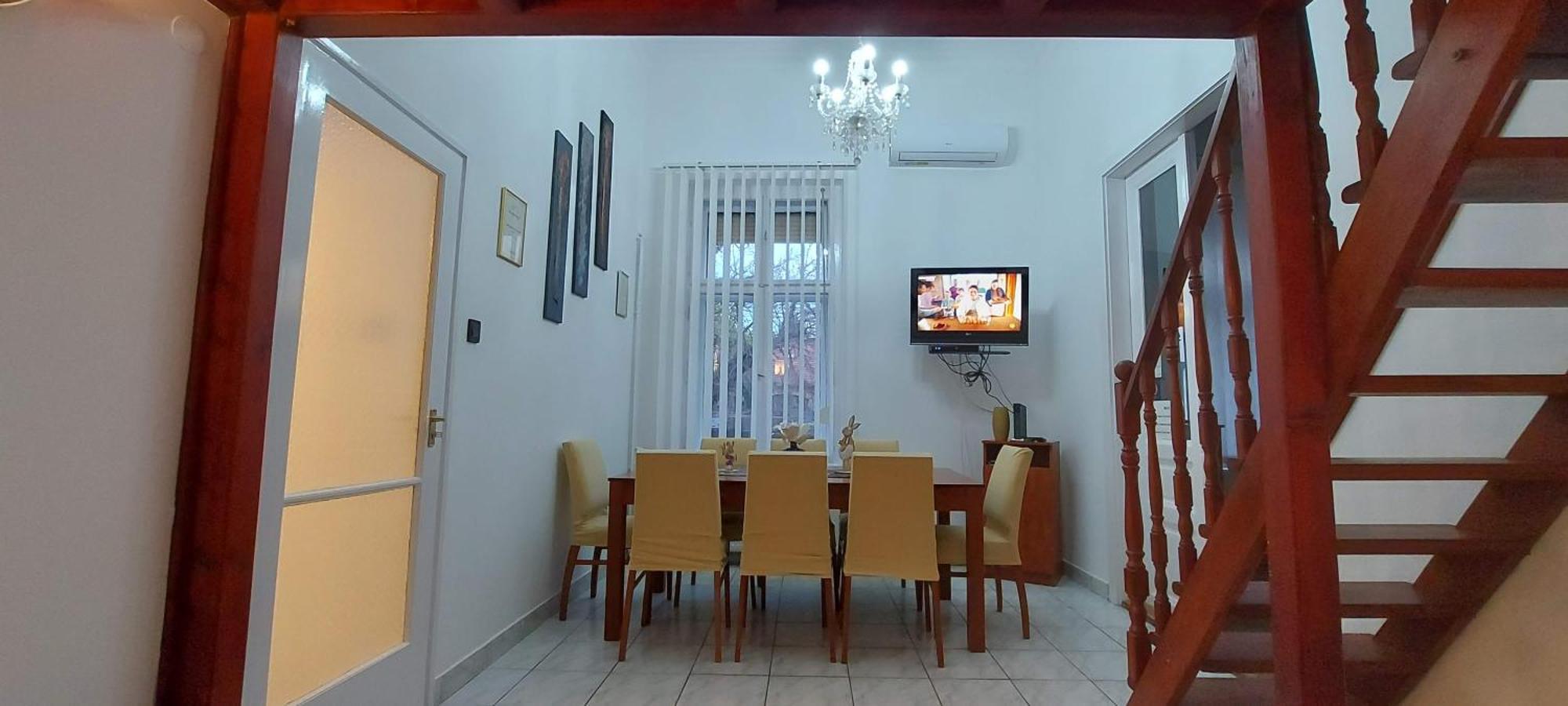 Civis Gold Apartman เดเบรตเซน ภายนอก รูปภาพ